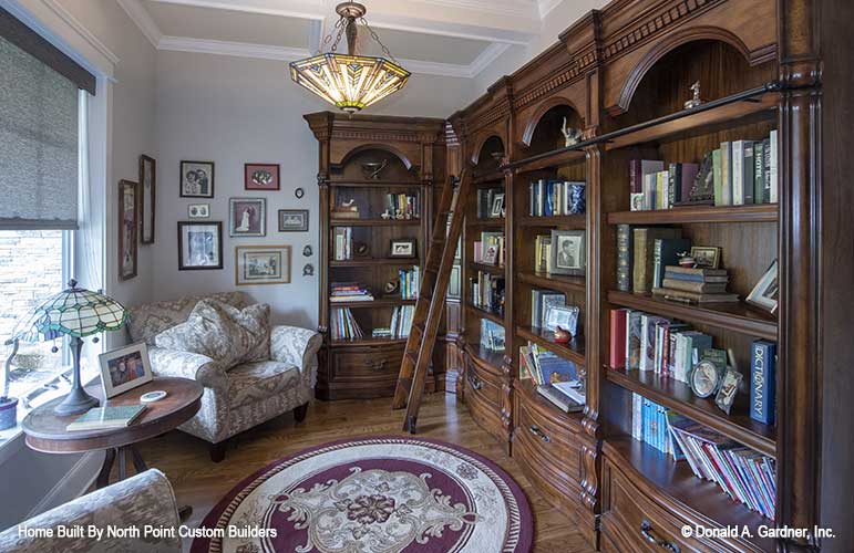 Home library of The Austin house plan 1409.