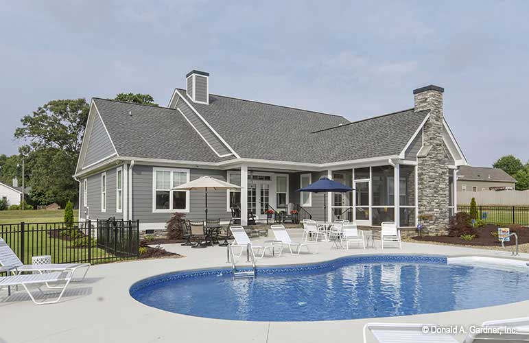 Backyard with swimming pool - The Lucy house plan 1415.
